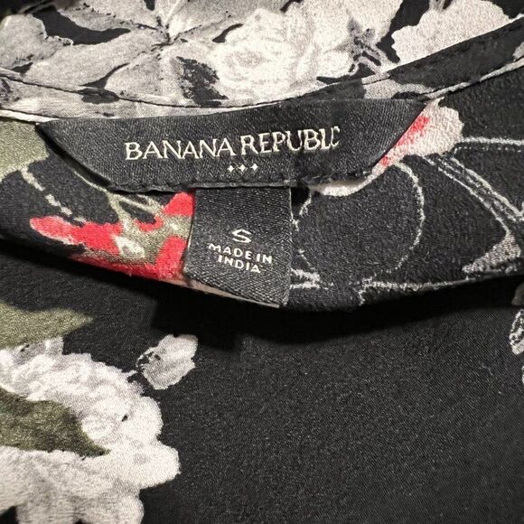 Banana Republic Factory Floral Adjustable Cami Size Small - Picture 5 of 7